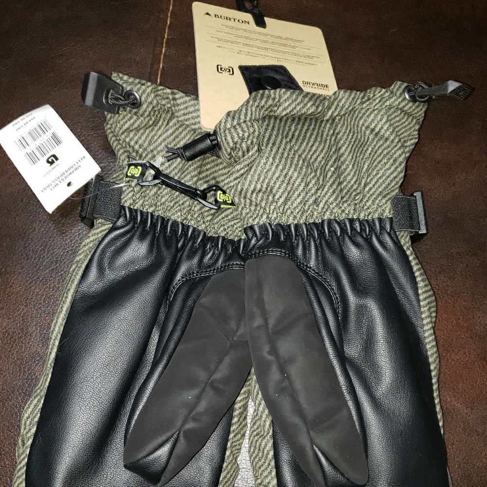 BURTON  MITTENS